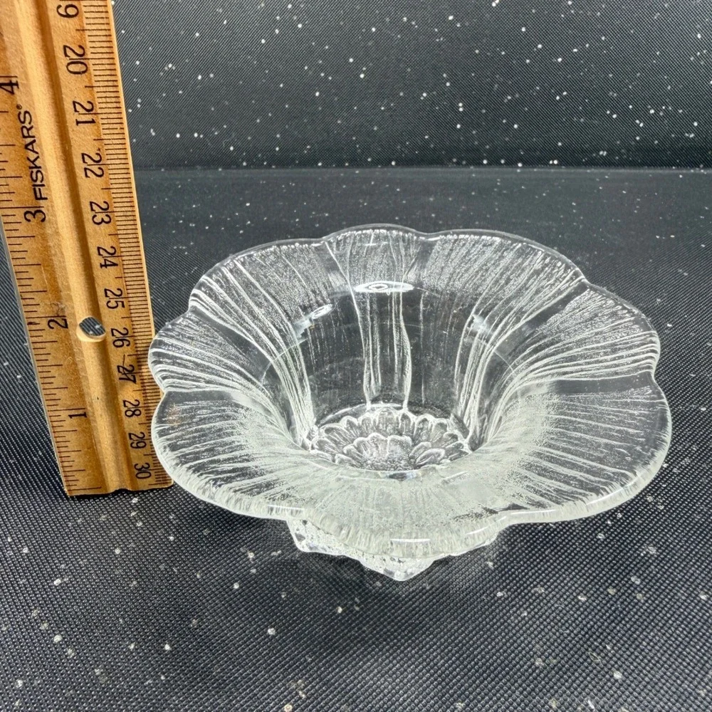 Lasisepat Mantsala Flower Candle Holder Votive Clear Textured Glass Finland 4in